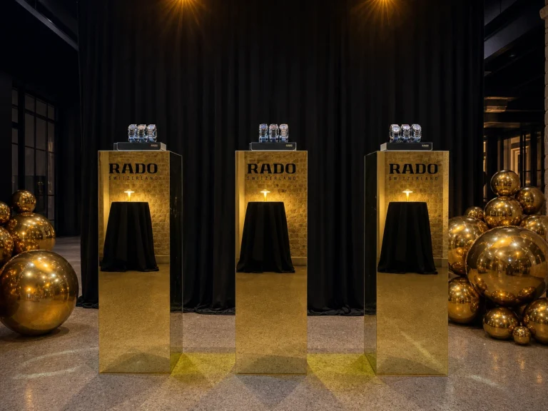 Gold Square Plinths